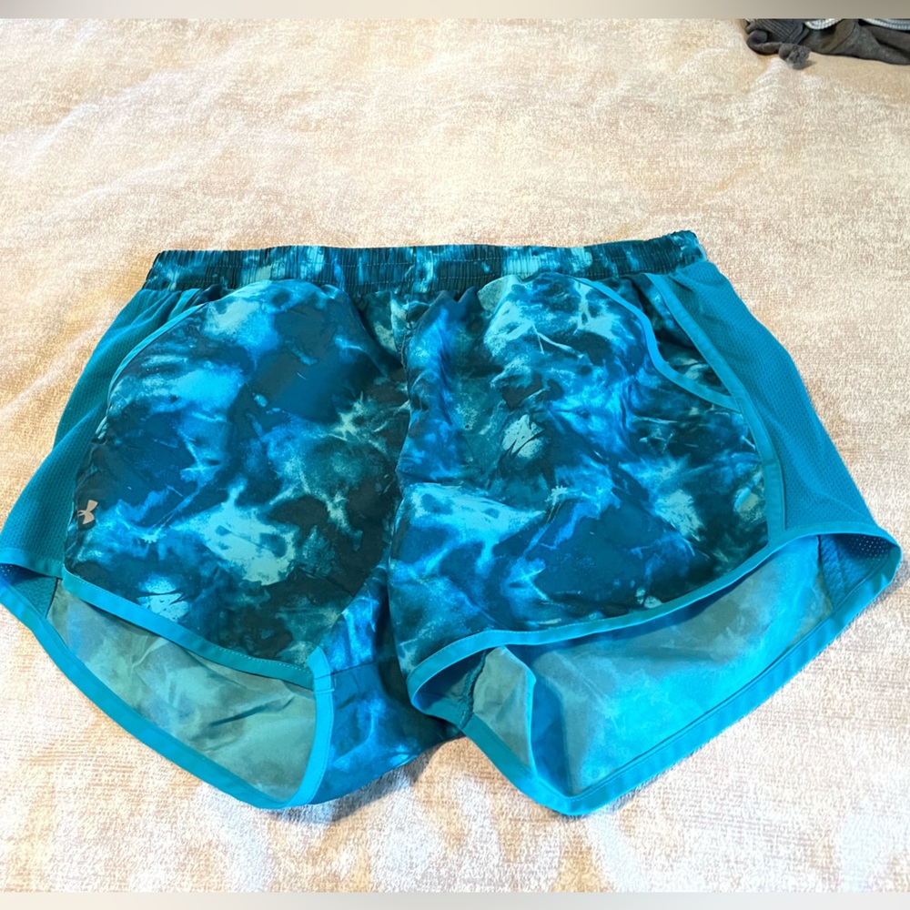 Under armour fly by shorts - blue water - women’s medium
